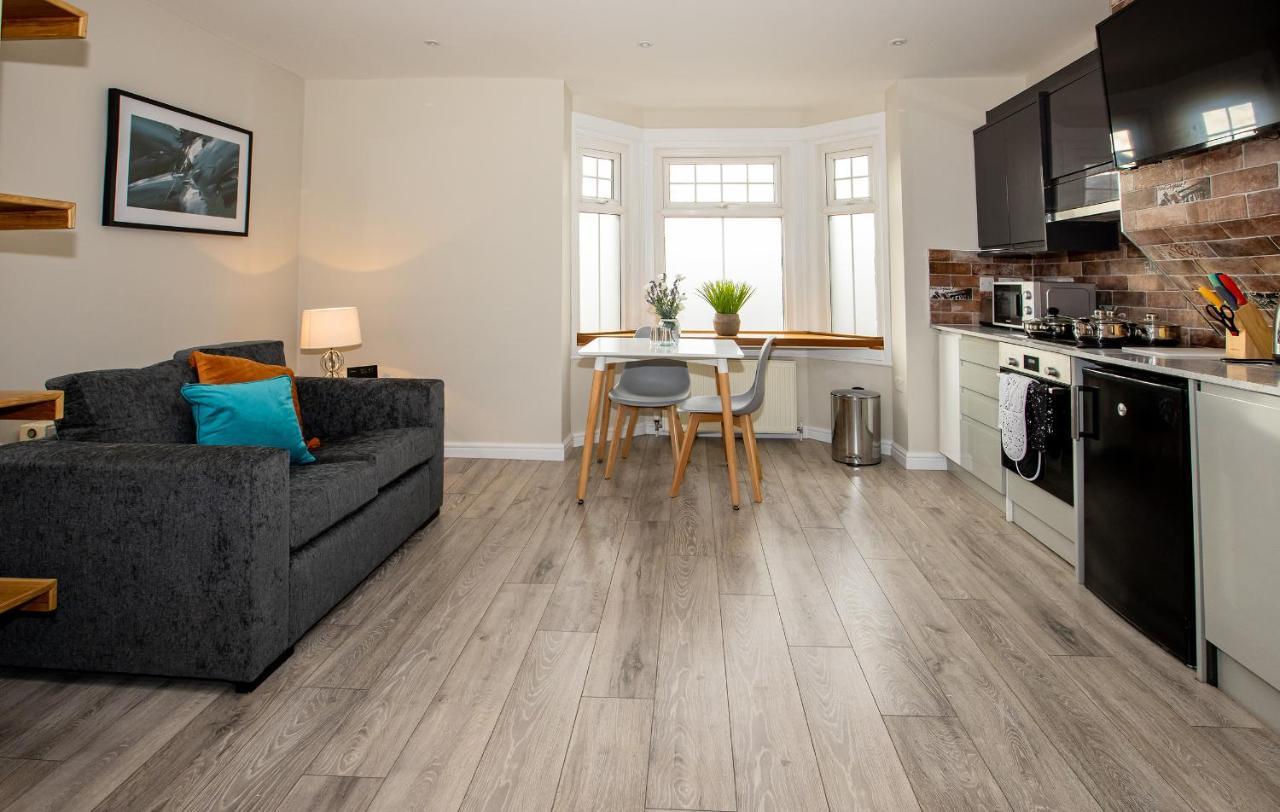Apartamento Bright And Luxurious Flat In The Heart Of Reading Exterior foto